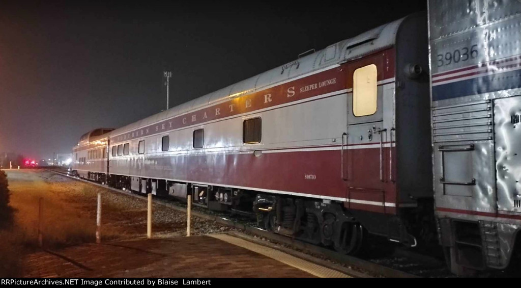 Private cars on Amtrak 58